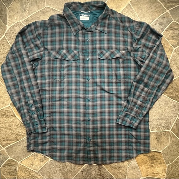 Columbia Omni-Shield Long Sleeve Button Down Shirt - Picture 4 of 9